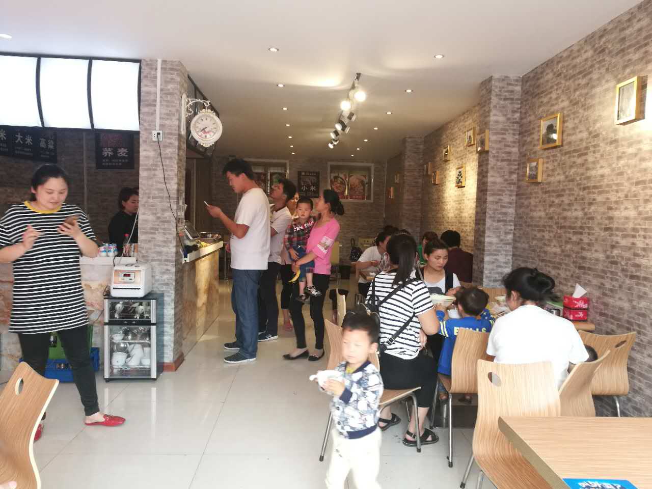 王女士加盟店火爆